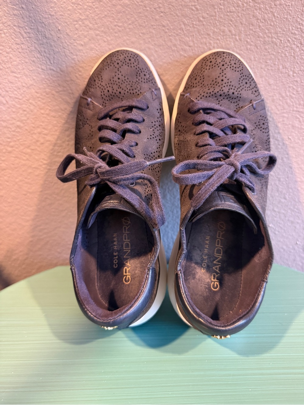 Cole Haan Navy Grandpro Rally Sneaker Paisley Perforated Navy/White Sz 8.5 | GUC - Picture 8 of 12